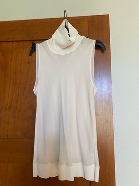 Theory Sleeveless Turtleneck Tunic - Cream